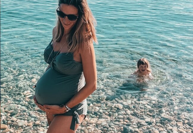 Elle contracte le cytomégalovirus à la fin de sa grossesse